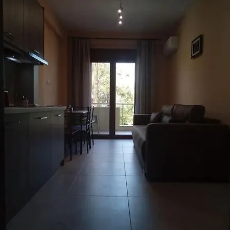 θωμαισ Apartment Glykadi