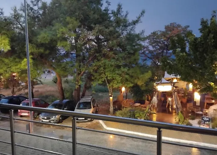 θωμαισ Apartamento Glykadi